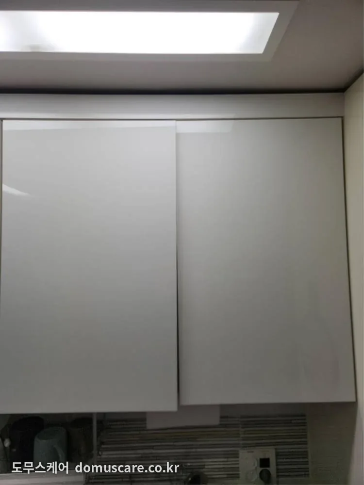 경첩교체 시공 전